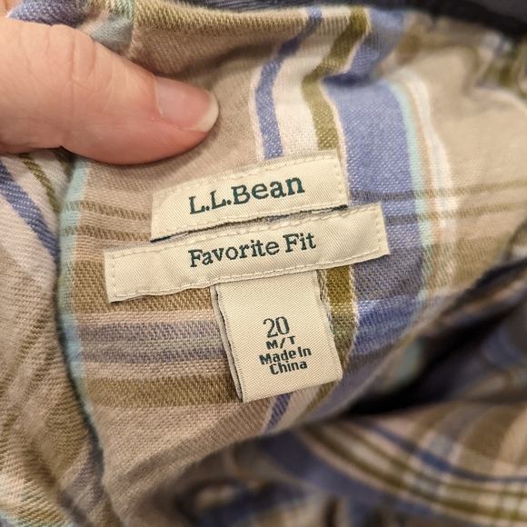 LL Bean flannel lined cargo pants - Picture 5 of 8